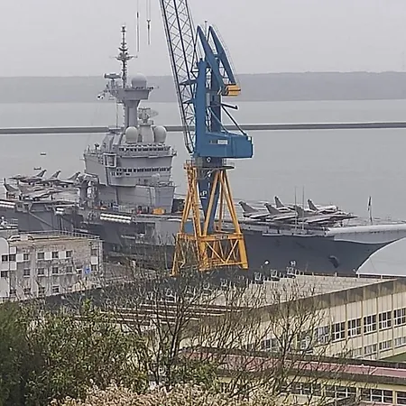 Urban Chic 44 M2 * Brest