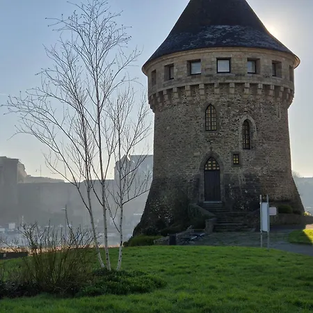 Urban Chic 44 M2 Brest