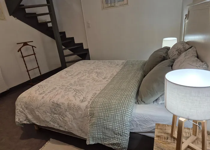 Urban Chic 44 M2 Apartment *