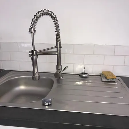 Urban Chic 44 M2 *