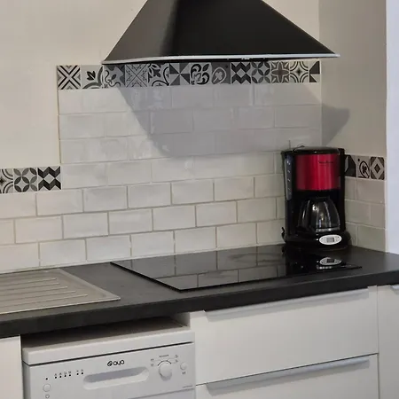 アパート Urban Chic 44 M2 ブレスト